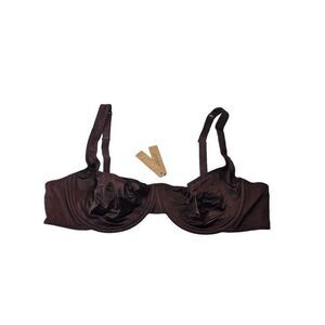 Skims demi cup underwire bra Nwt